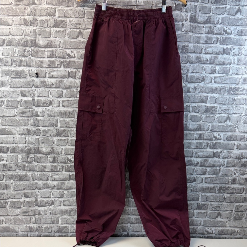 PINK‎ VICTORIAS SECRET Burgundy Cargo Pants